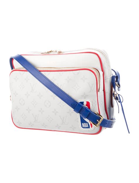 louis vuitton x nba nil messenger